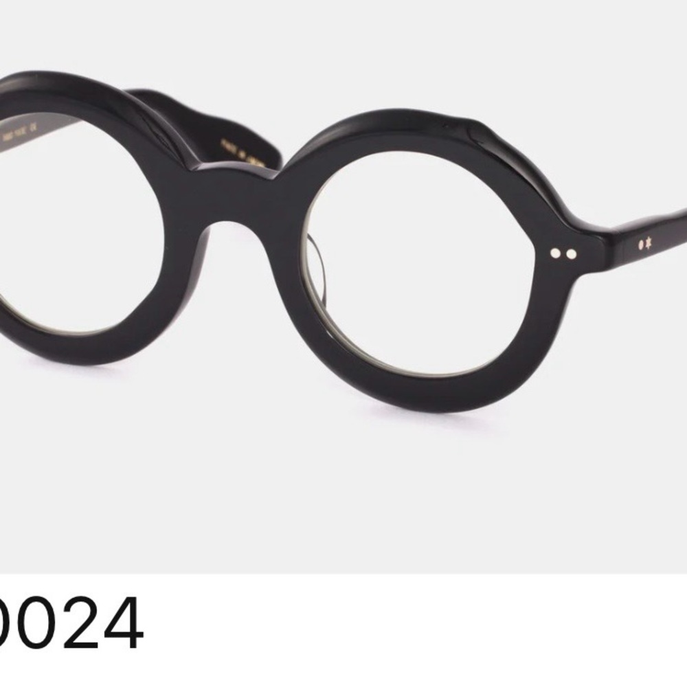 Chic Transparent Frames - image 7